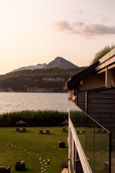Restaurant le Lisca à Duingt avec vue sur le Lac d’Annecy Restaurant le Lisca à Duingt avec vue sur le Lac d'Annecy